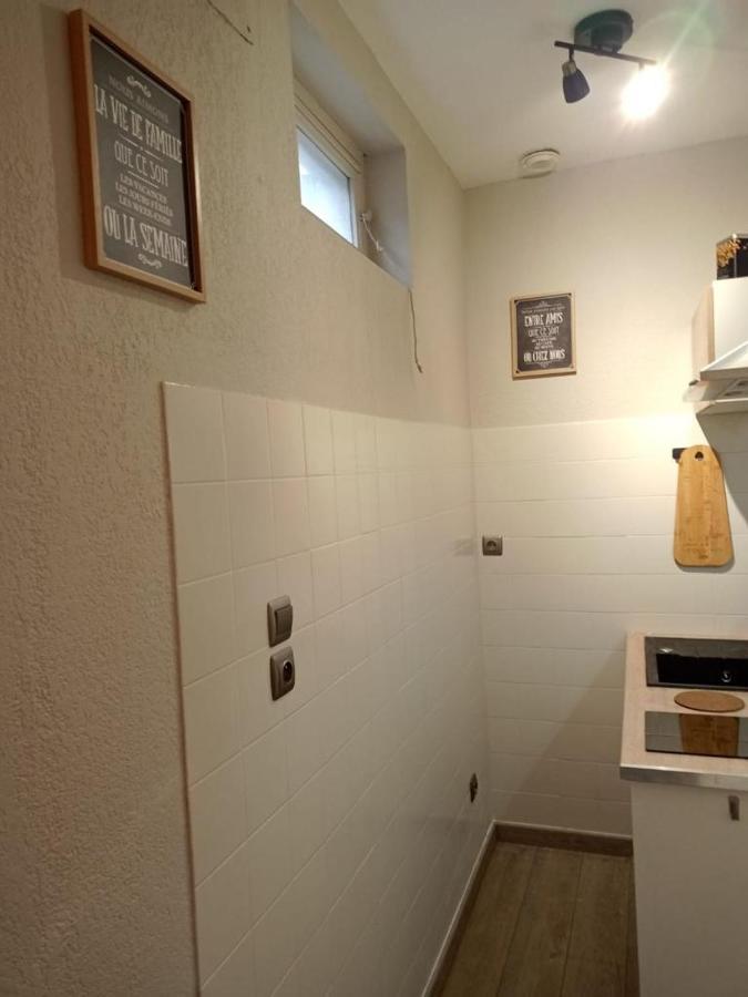 Appartement Calme Et Bien Situe Tarbes Exterior foto